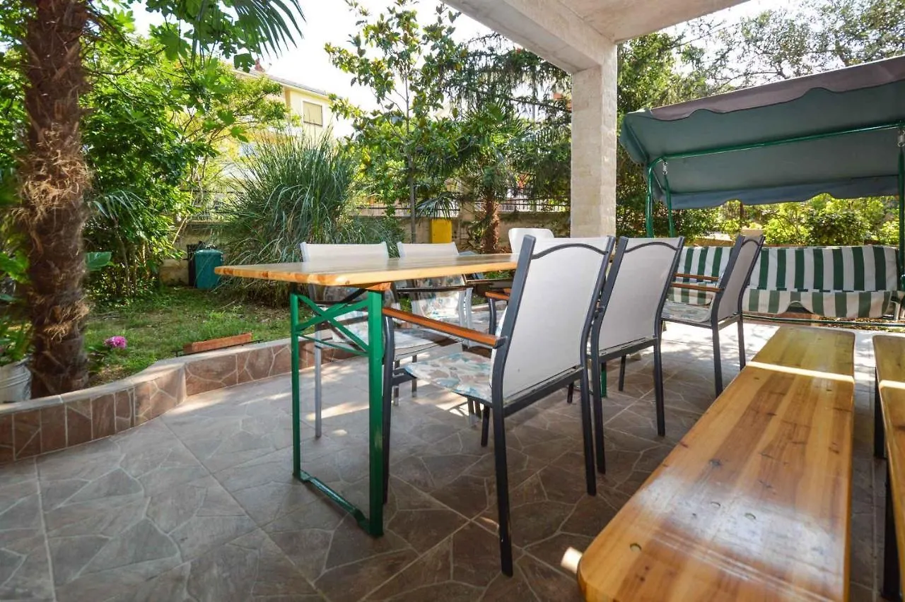 Apartment In Pula/Istrien 27825