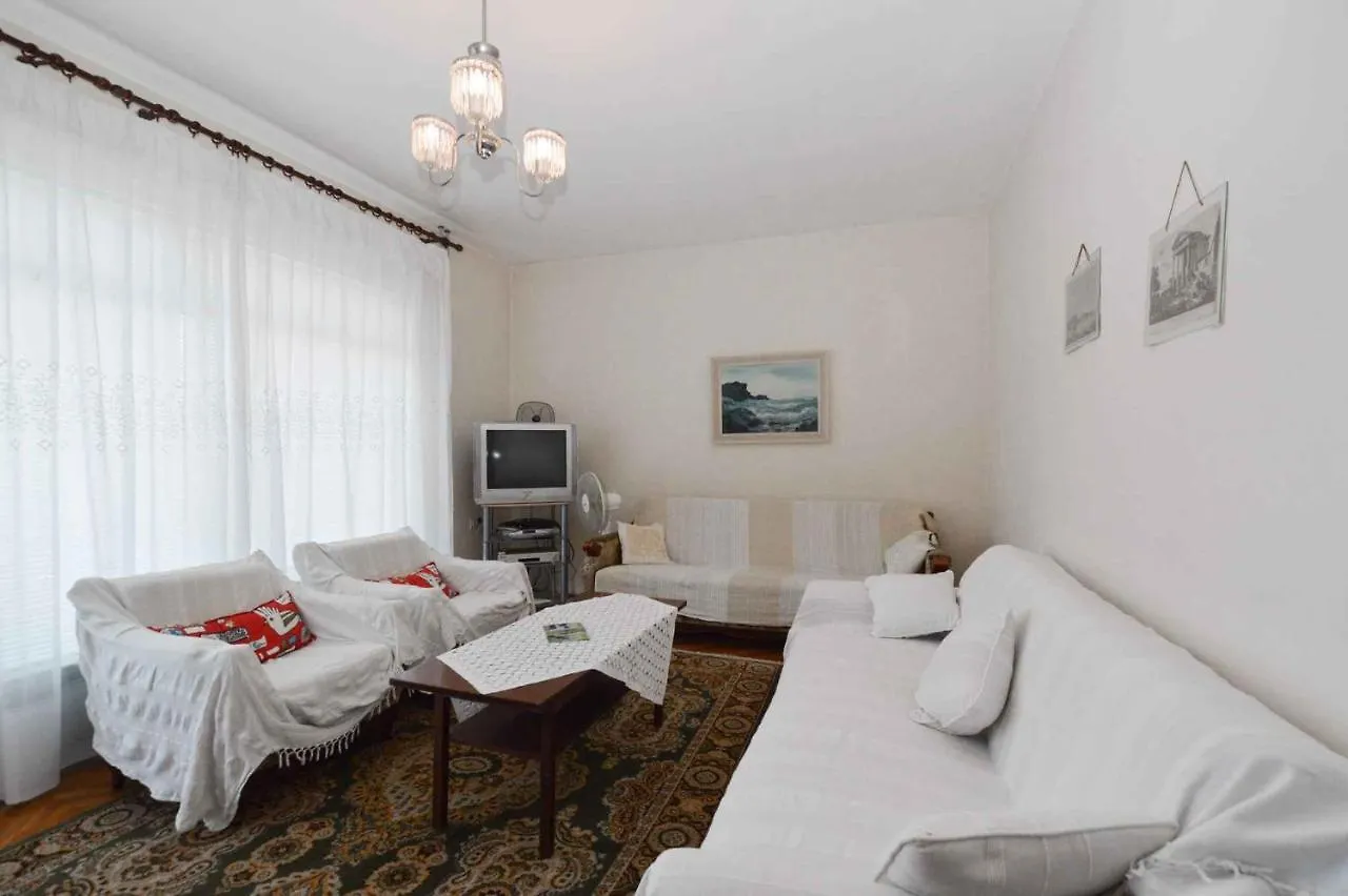 Apartment In Pula/Istrien 27825 0*, Pola